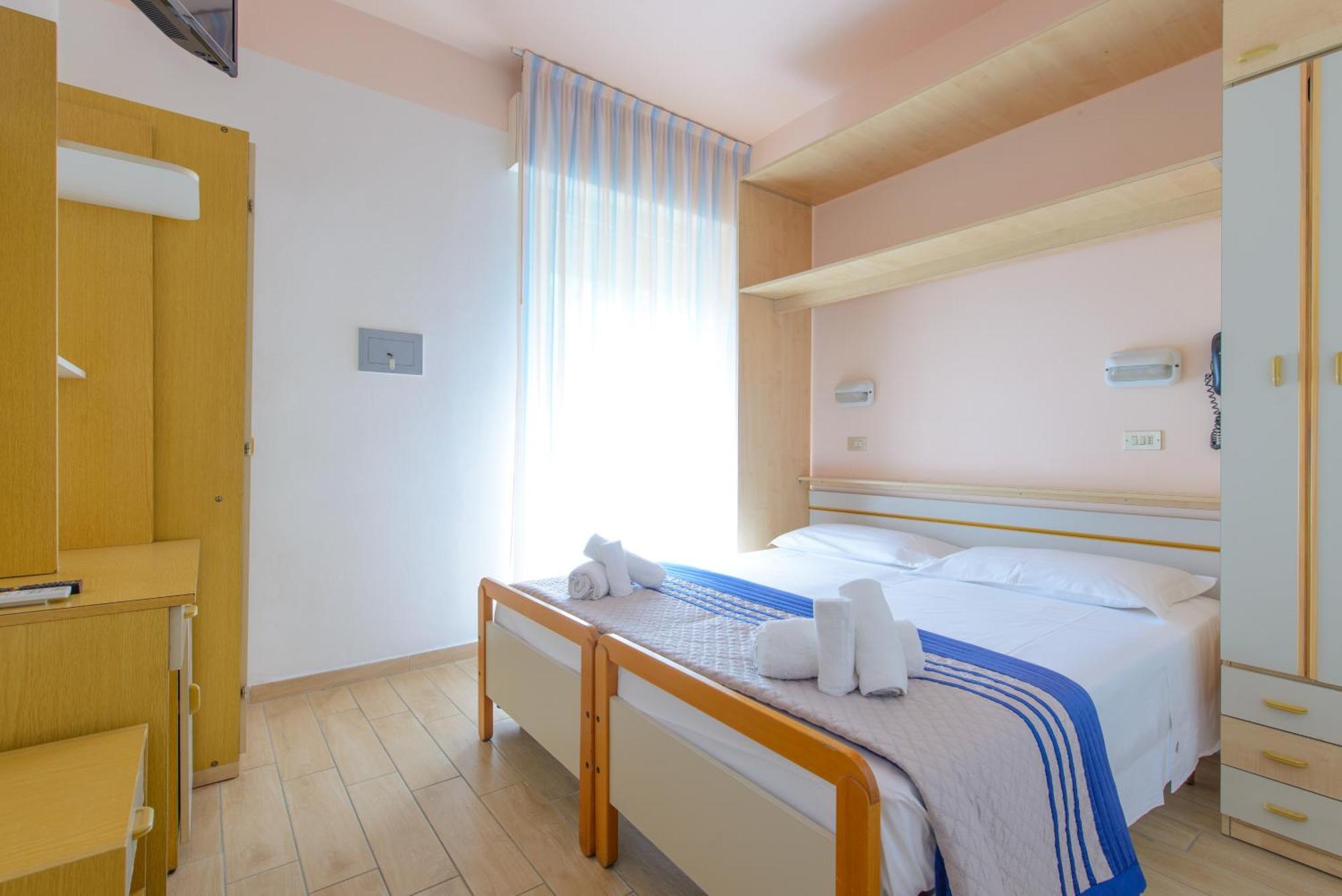 Hotel Colorado Rimini Luaran gambar