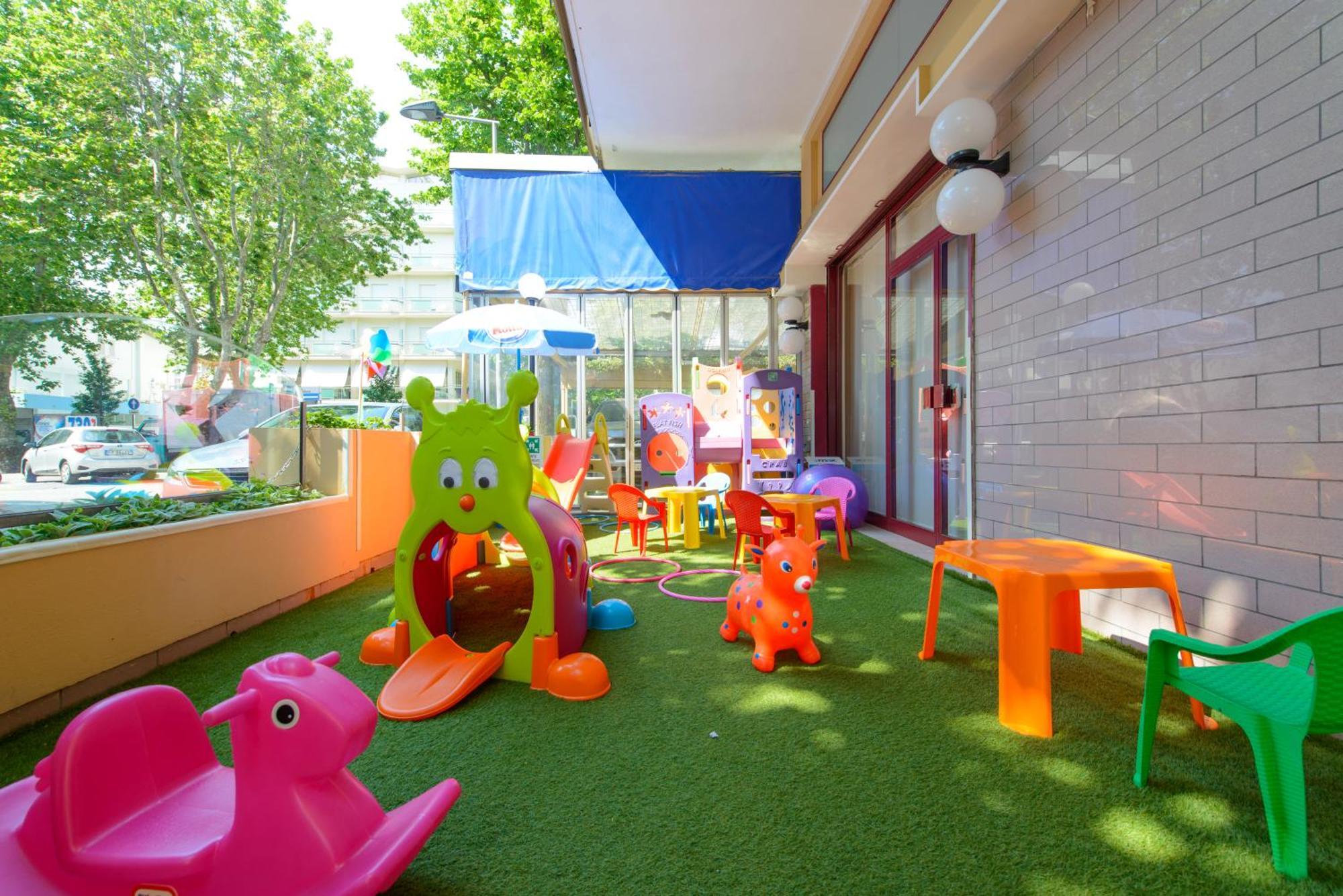 Hotel Colorado Rimini Luaran gambar