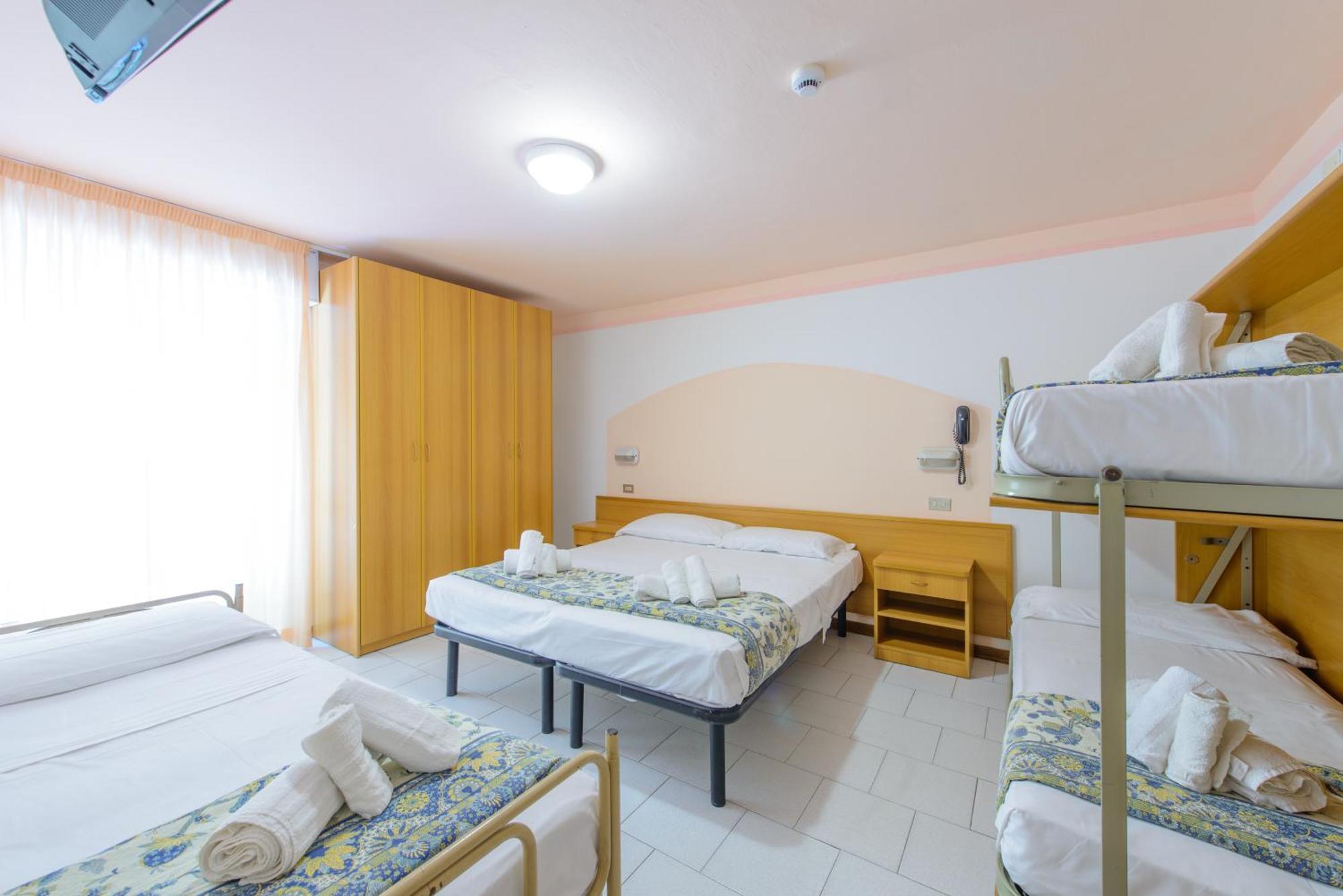 Hotel Colorado Rimini Luaran gambar